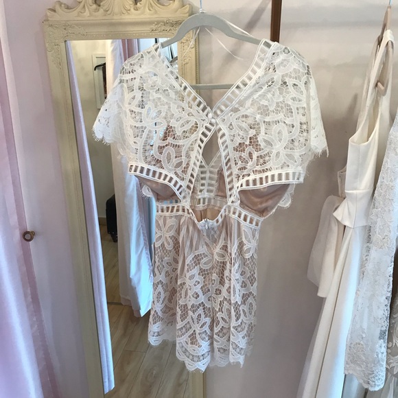 Lace romper - Picture 4 of 4
